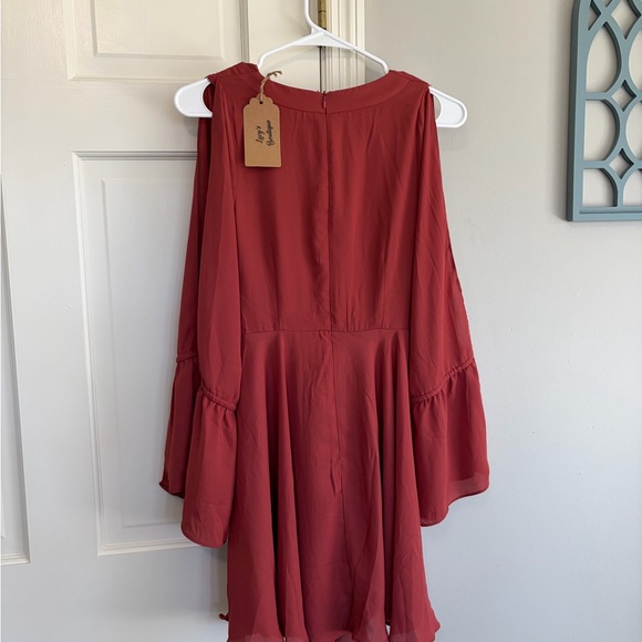 Mustard Seed Rust Red Long-Sleeve Twist-Front Dress - Picture 4 of 7
